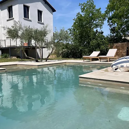 Sous Les Pins * Nîmes