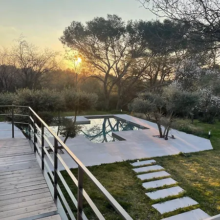 Villa Sous Les Pins Nîmes
